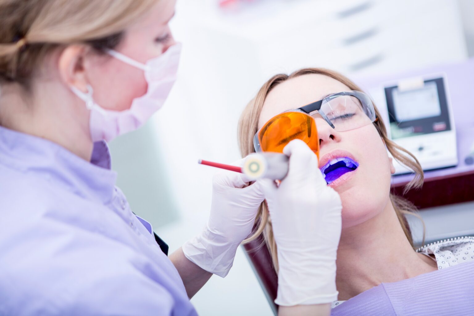 Hardening of dental filling at the dentist